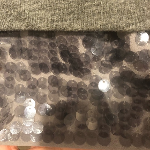 Sweatshirt w/BLING 💍 - Picture 4 of 6